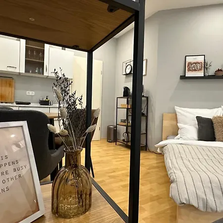 Bellahomes Apartments, Ground Floor, Aircondition, Private Parking, Airport 30 Min Erlensee Exterior foto