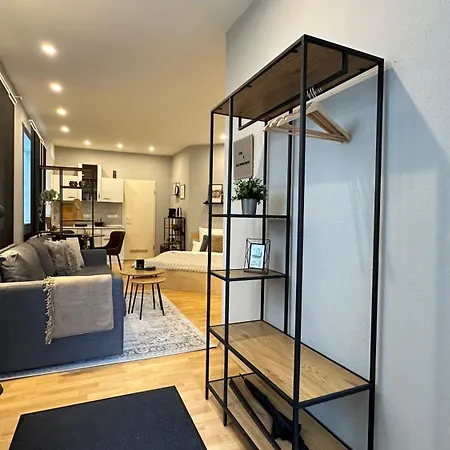 Bellahomes Apartments, Ground Floor, Aircondition, Private Parking, Airport 30 Min Erlensee Exterior foto