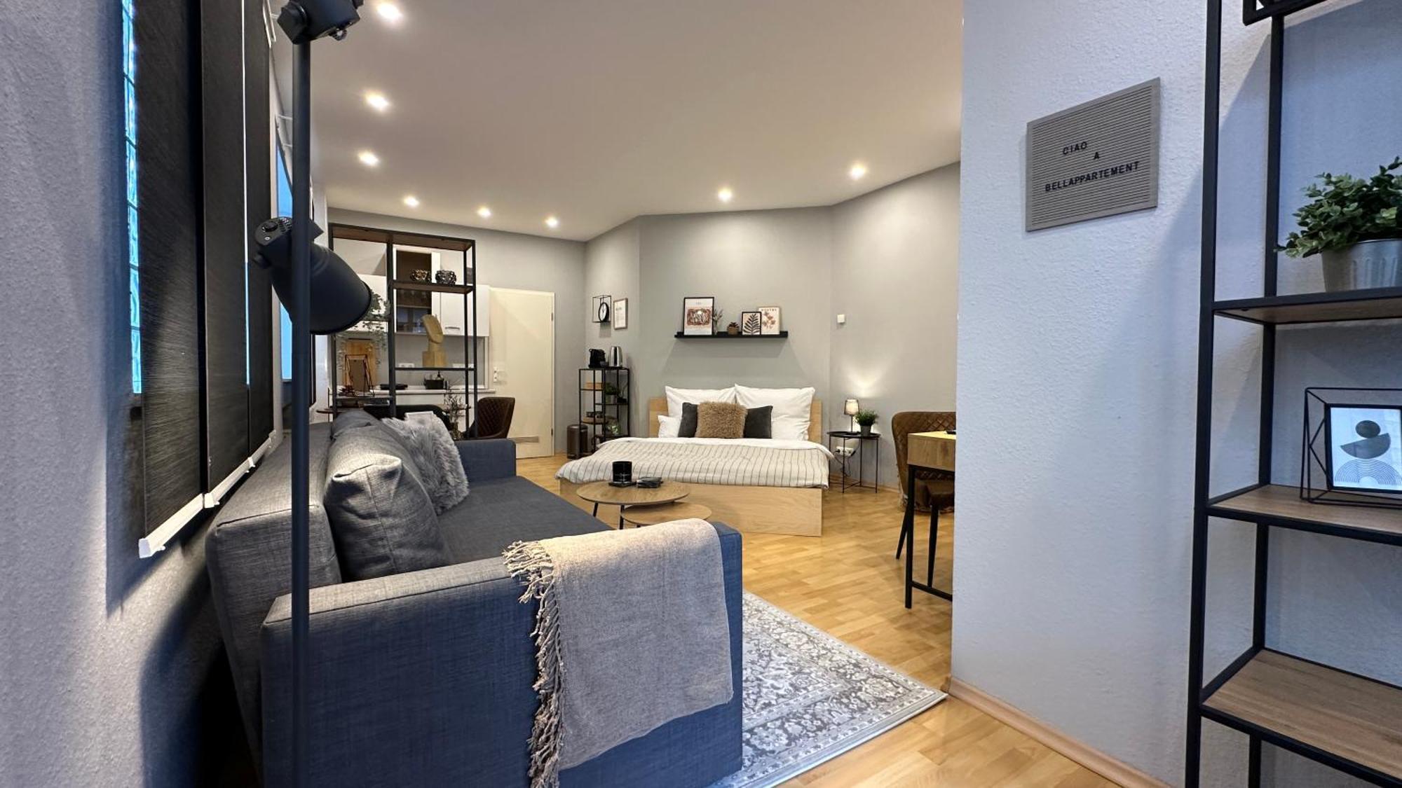 Bellahomes Apartments, Ground Floor, Aircondition, Private Parking, Airport 30 Min * Erlensee